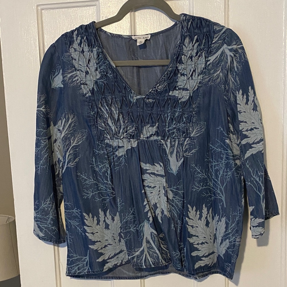 Blue Leaf Print Women's Top